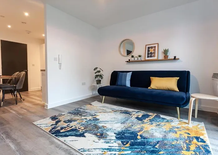 Superb 2 Bed Flat 5Min To Old Trafford Stadium